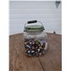 Image 1 : Big old jar of buttons
