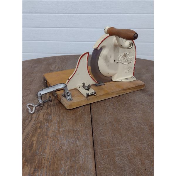 manual meat slicer