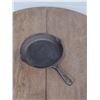 Image 1 : Findlay #8 cast iron 10inch  skillet