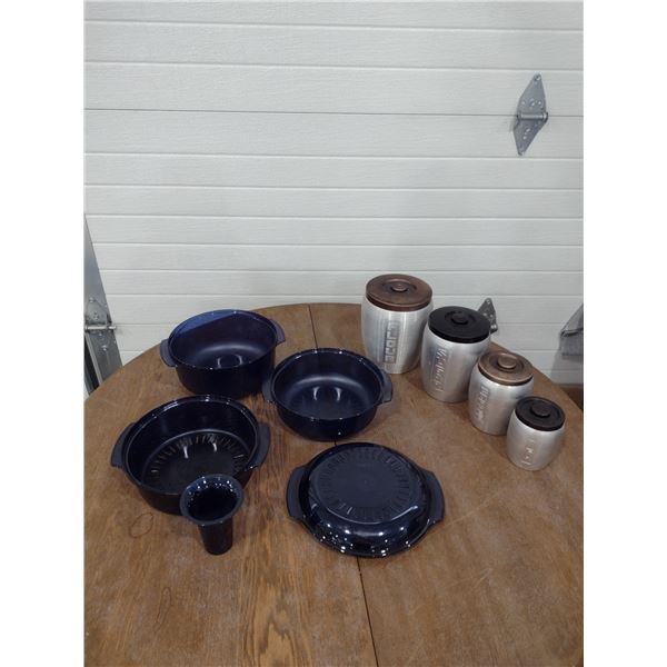 Tupperware microwave double boiler system with nesting canister set