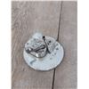 Image 1 : razor blade sharpener