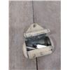 Image 2 : match holder