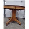 Image 2 : round oak table with three leaves