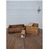 Image 1 : 3 small wood crates