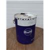 Image 1 : Gulf Oil pail