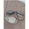 Image 1 : Clothes iron with stand and spare iron