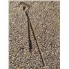 Image 1 : sickle and scrub brush