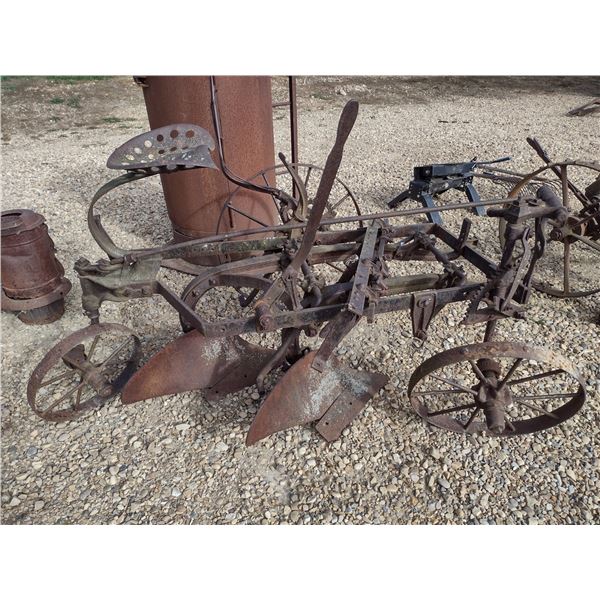 horse drawn 2 bottom plow