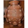 Image 3 : Pottery, Carvings A