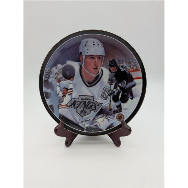 Limited Edition colletors plate of Wayne Gretzky