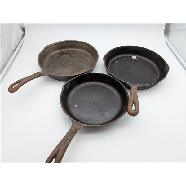Set of Cast iron Skillets