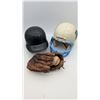 Image 1 : vintage Sports helmets and leather glove