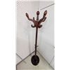 Image 1 : Wooden Vintage coat rack