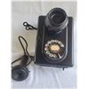 Image 1 : Antique Telephone A