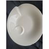 Image 4 : Villeroy & Boch Dinner Plates A