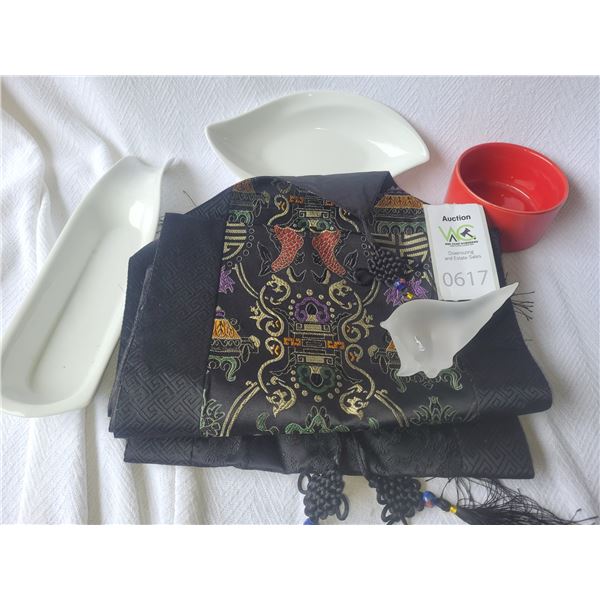 Table Runners & More A