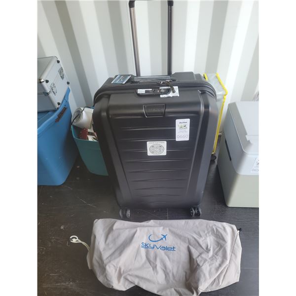 SkyValet Luggage B