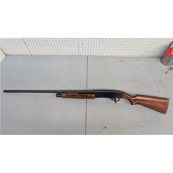 Winchester model 2200 12 Gauge