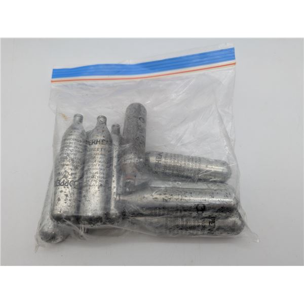 10 Crosman CO2 cartridges