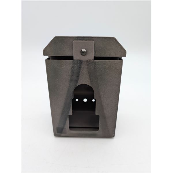 Uway security bear box for hunting cams (ck17)