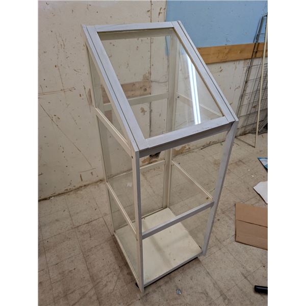Wheeled display cabinet