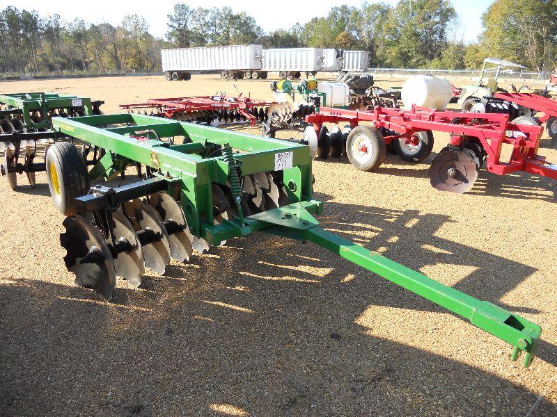 JOHN DEERE 8' OFFSET DISC HARROW