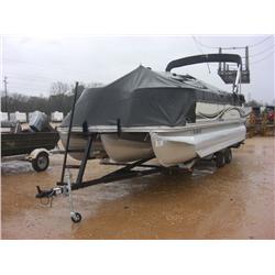 2007 BENNINGTON 2275RL TRI-TOON BOAT,