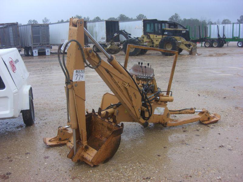 CASE D100XR BACKHOE ATTACHMENT,