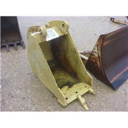 16" HOE BUCKET