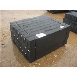 (1) LOT 4' RUBBER LANDSCAPE TIMBERS