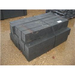 (1) LOT 4' RUBBER LANDSCAPE TIMBERS