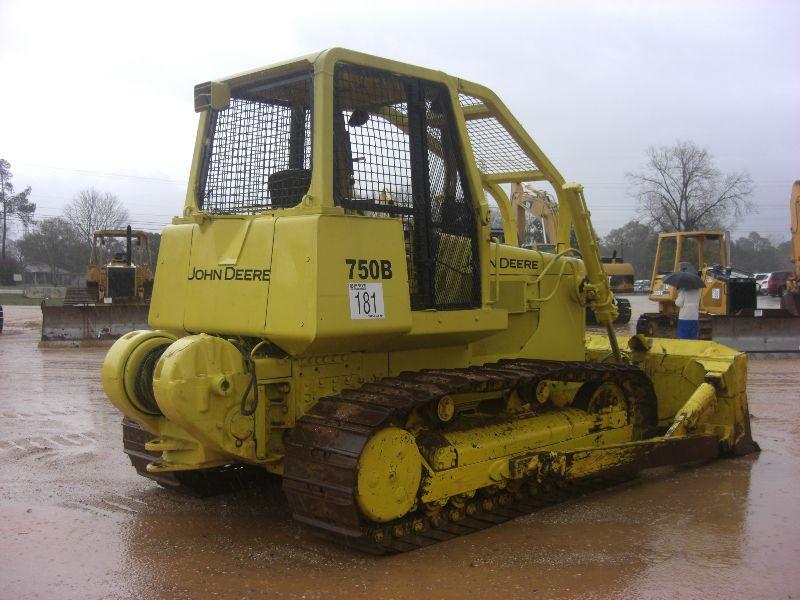 JOHN DEERE 750B CRAWLER TRACTOR,