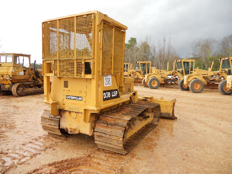 CAT D3B LGP CRAWLER TRACTOR cat-d3b-lgp-crawler-tractor