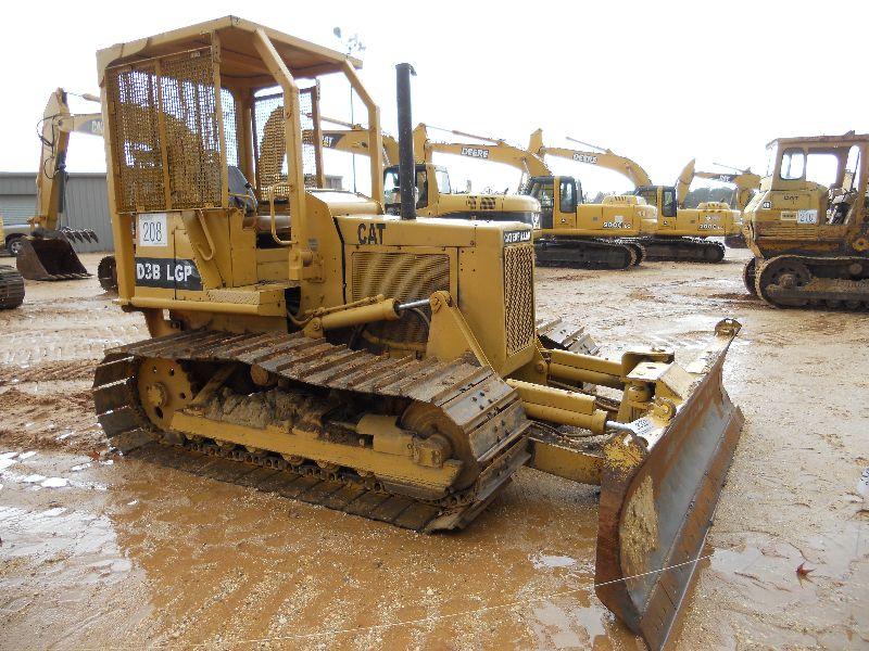 CAT D3B LGP CRAWLER TRACTOR cat-d3b-lgp-crawler-tractor
