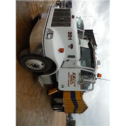 2004 PETERBILT 330 T/A TRASH TRUCK,