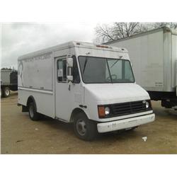 2000 CHEVROLET S/A VAN TRUCK,
