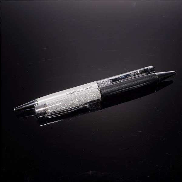 2pc Swarovski Crystal Feature Pen Set , Black and White