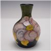 Image 1 : Moorcroft Pottery Mini Vase Hibiscus