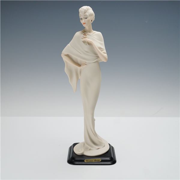 Florence Sculture d'Arte Figurine, Lady with Shawl