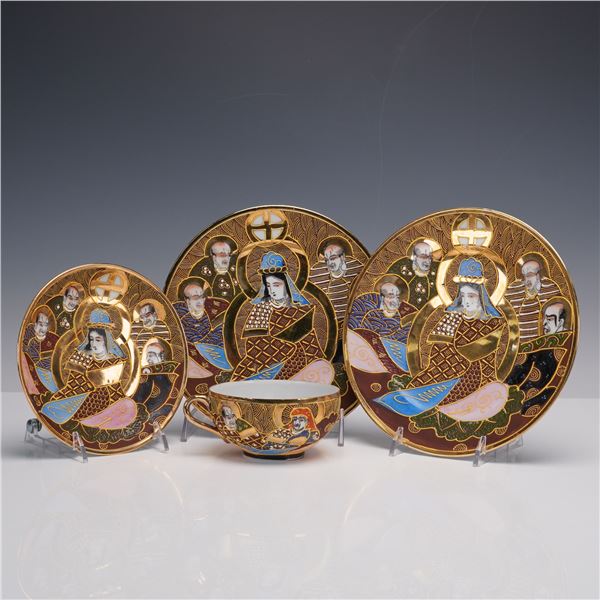 4pc Egg Porcelain Shimazu Crest Satsuma Tea Cup, Saucer and Dessert Plates