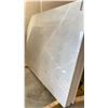 Image 1 : WHITE MARBLE STONE SLAB - 5.4' X 7.1' X 3/4" (MWS008)