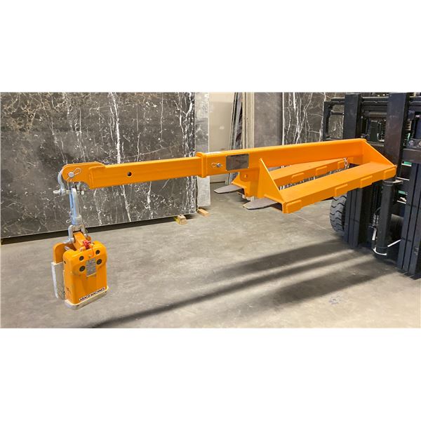 ABACO FORKLIFT BOOM MODEL AFJ25 WITH ABACO LITTLE GIANT LIFTER MODEL ALG50