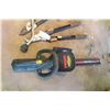Image 2 : Yardworks 18V Hedge Trimmer & Clippers 