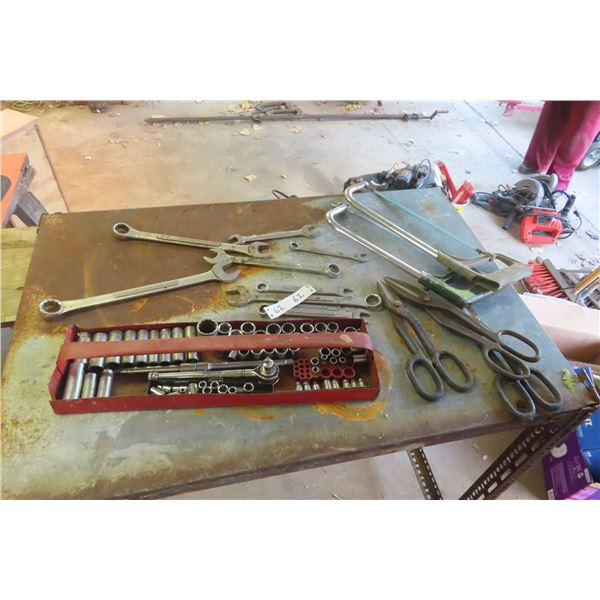 Sockets, Ratchet, 3/8'' Drive, Hack Saws, Wrenches, Snips 
