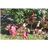 Image 1 : Yard Décor: Hummingbird Feeders, Planters & More 