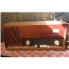 Image 2 : Loeweoptra Radio, 3 Lamps