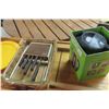 Image 3 : Pyrex Cake Pan , Kettle, Slicer, Cake Pan with Aluminum 