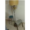 Image 1 : Vintage Lamp, Stools 