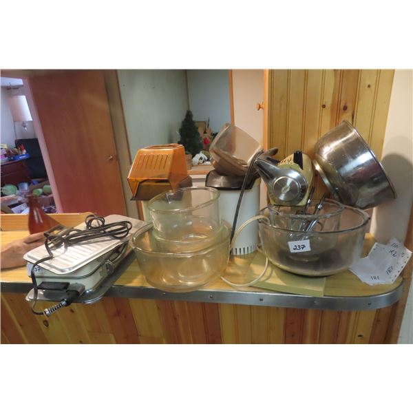 Kitchen Appliances, Waffle Iron, Popcorn Maker