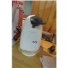 Image 2 : Coffee Perculator, Crock Pot, George Foreman Grill, 